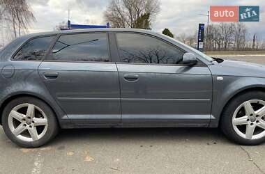 Хэтчбек Audi A3 2005 в 