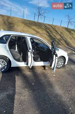 Хэтчбек Audi A3 2015 в 