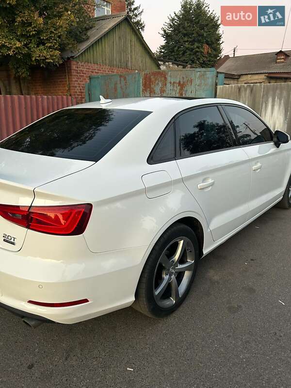 Седан Audi A3 2015 в Мерефа