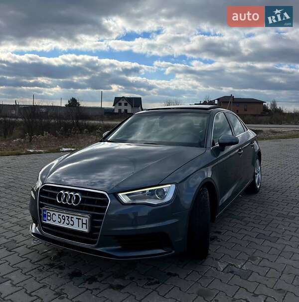 Седан Audi A3 2014 в Яворове