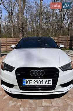 Седан Audi A3 2014 в Львове