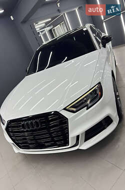 Седан Audi A3 2017 в 