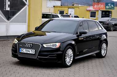 Хэтчбек Audi A3 2016 в 