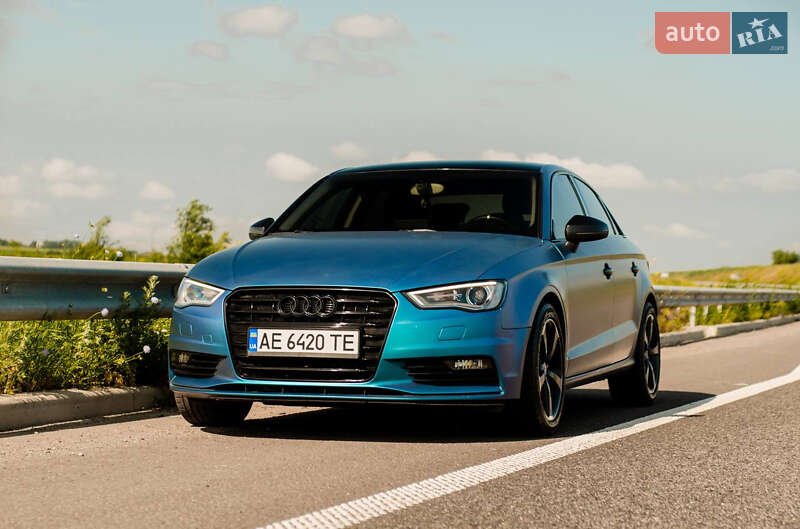 Седан Audi A3 2013 в Днепре