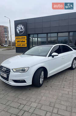 Седан Audi A3 2015 в 