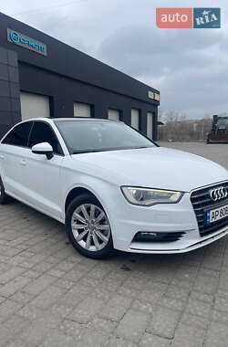 Седан Audi A3 2015 в 