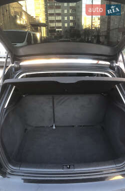 Хэтчбек Audi A3 2012 в 