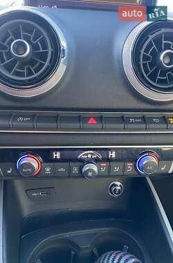 Седан Audi A3 2017 в Харькове