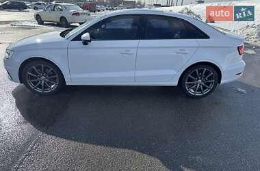 Седан Audi A3 2016 в Днепре