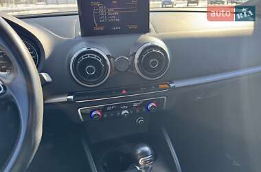 Седан Audi A3 2016 в Днепре