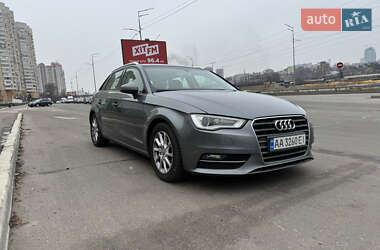 Хэтчбек Audi A3 2016 в Киеве