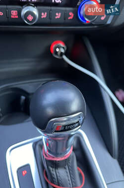 Хэтчбек Audi A3 2014 в 