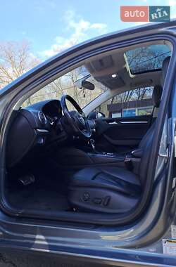 Седан Audi A3 2014 в 