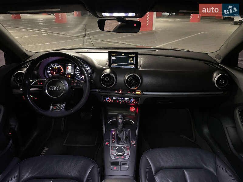 Седан Audi A3 2015 в Киеве