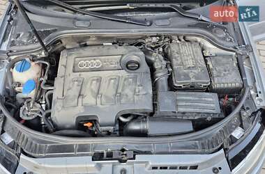 Хэтчбек Audi A3 2011 в 