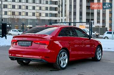 Седан Audi A3 2016 в 