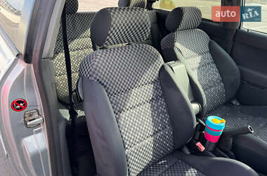 Хэтчбек Audi A3 1998 в 