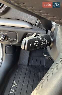 Хэтчбек Audi A3 2015 в 