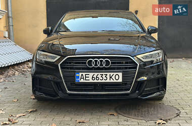 Седан Audi A3 2016 в 