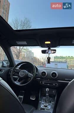 Седан Audi A3 2016 в 