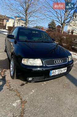 Хэтчбек Audi A3 2000 в Днепре