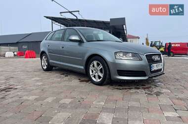 Хетчбек Audi A3 2009 в 