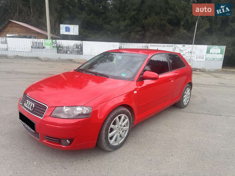 Хэтчбек Audi A3 2004 в Верховине
