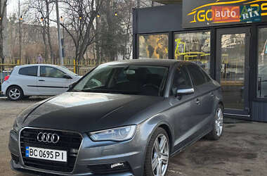 Седан Audi A3 2015 в Львові