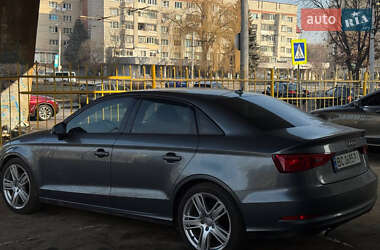 Седан Audi A3 2015 в Львові