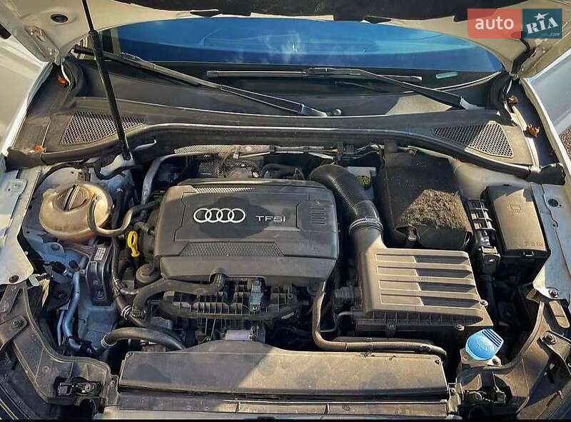 Седан Audi A3 2015 в Рівному