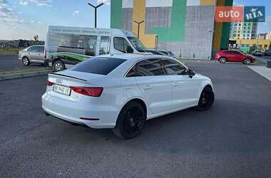 Седан Audi A3 2015 в Рівному