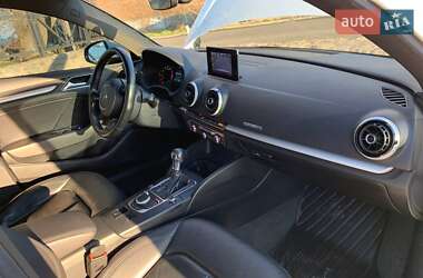 Седан Audi A3 2016 в 