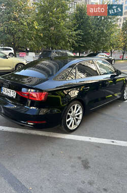 Седан Audi A3 2016 в 