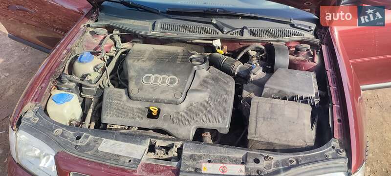 Хетчбек Audi A3 1999 в Харкові