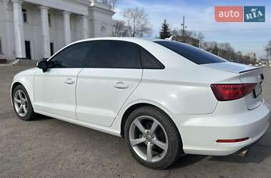 Седан Audi A3 2015 в 