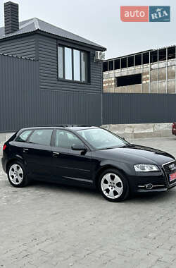 Хэтчбек Audi A3 2012 в Вознесенске