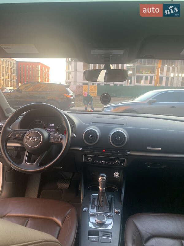 Седан Audi A3 2017 в Киеве фото 14 Седан Audi A3 2017 в Киеве