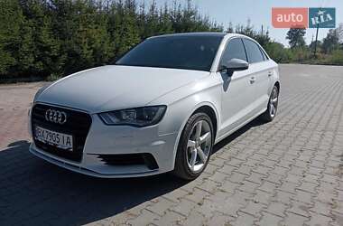 Хэтчбек Audi A3 2015 в Шепетовке