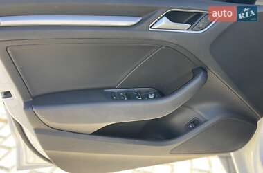 Седан Audi A3 2015 в 