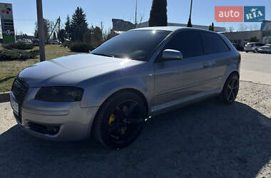 Хетчбек Audi A3 2006 в 
