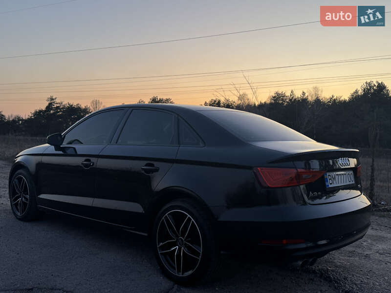 Седан Audi A3 2016 в Ахтырке