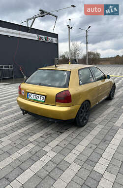 Хэтчбек Audi A3 1997 в Бартатовом