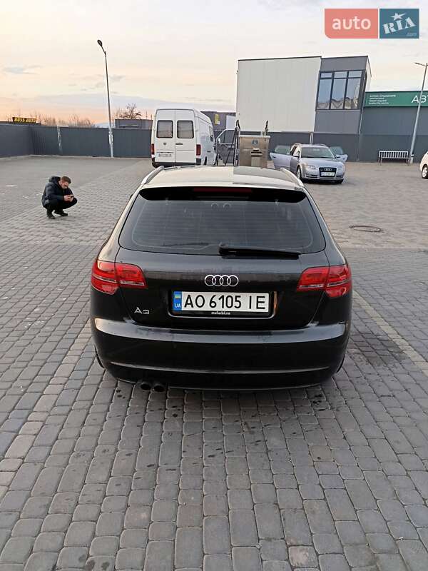 Хэтчбек Audi A3 2012 в Мукачево