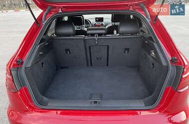 Хэтчбек Audi A3 2016 в 