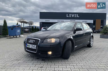 Хэтчбек Audi A3 2006 в 
