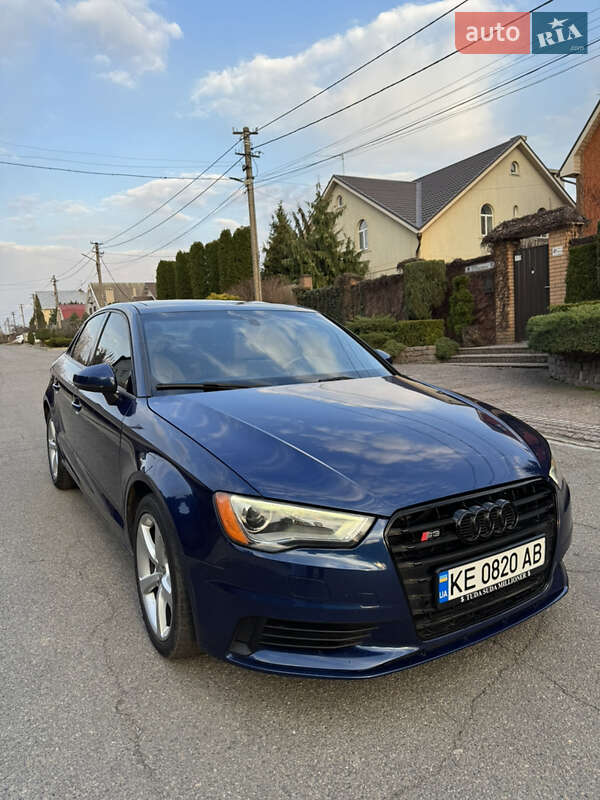 Седан Audi A3 2015 в Днепре