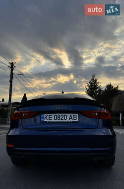 Седан Audi A3 2015 в 