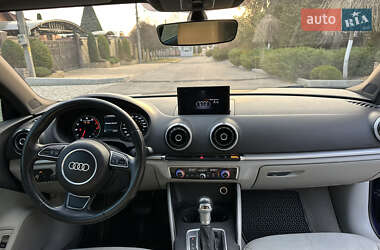 Седан Audi A3 2015 в 