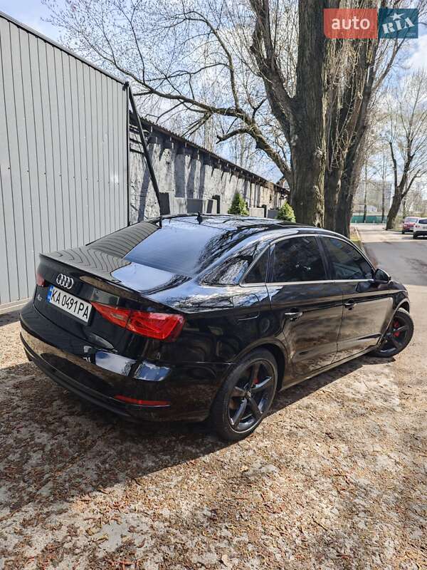 Седан Audi A3 2015 в Киеве