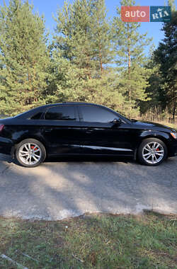Седан Audi A3 2015 в 